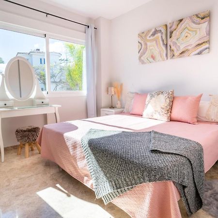 2Bdr Penthouse, Los Naranjos, W/Pool, 2Km P.Banus Marbella Eksteriør bilde